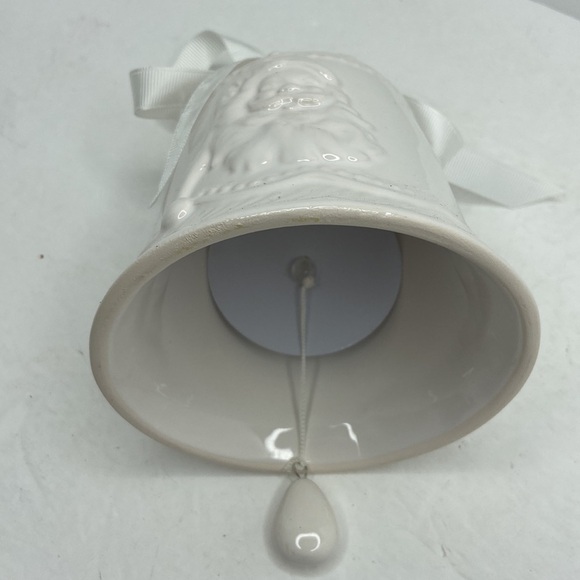 Mission Gallery Santa Claus Christmas Kissing Bell Mistletoe Ornament - Picture 7 of 12